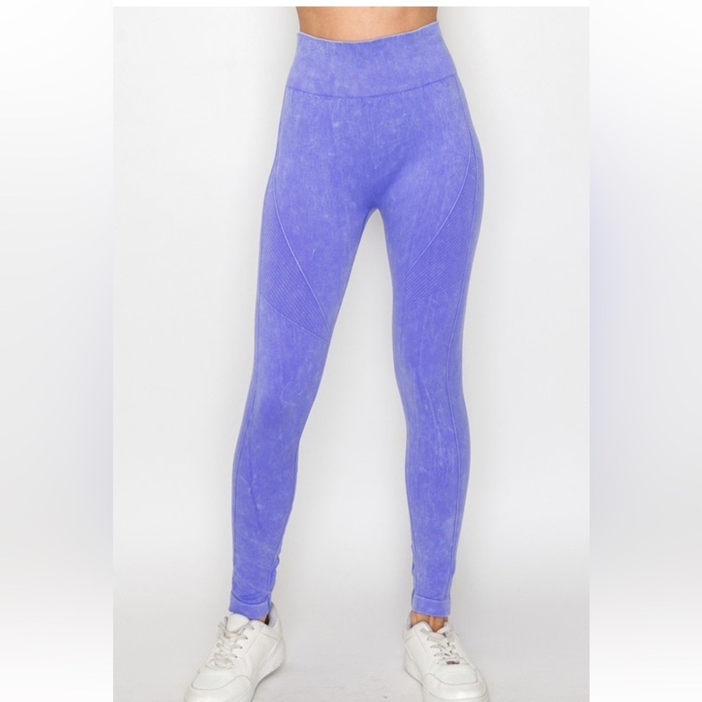 NWT! MINERAL WASH HIGH WAIST BUTT LIFTING LEGGINGS Purple Lavender Leggings